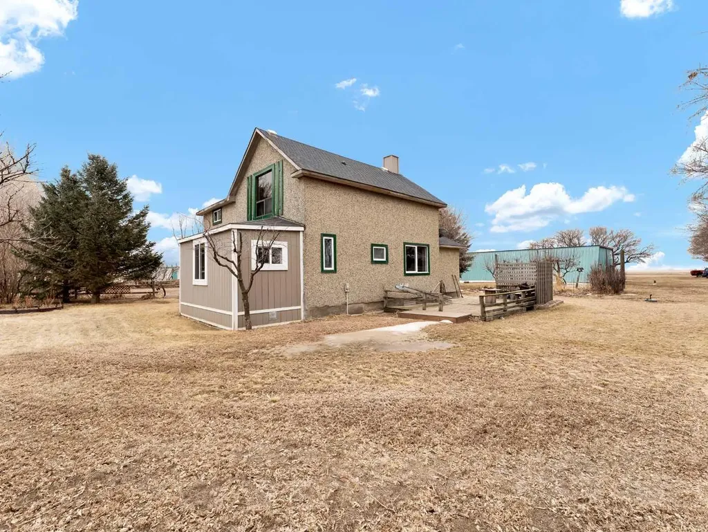 112079 Township Road 100 Bow Island AB T0K 0G0