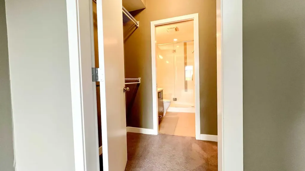 10 Auburn Bay Link SE Calgary AB T3M1Y8