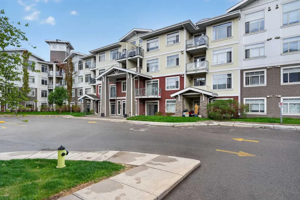 10 Auburn Bay Link SE Calgary AB T3M1Y8
