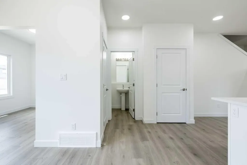 134 Heartland Street Cochrane AB T4C 3L9