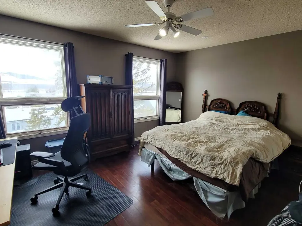 7110 99a Street Peace River AB T8S1B2