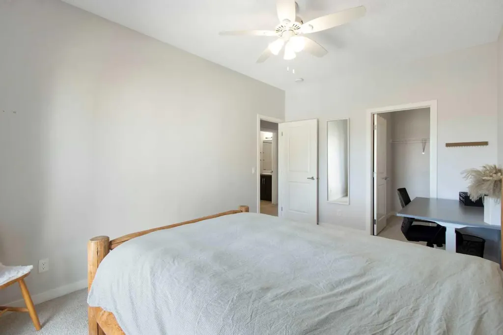 250 Fireside View Cochrane AB T4C 2M2
