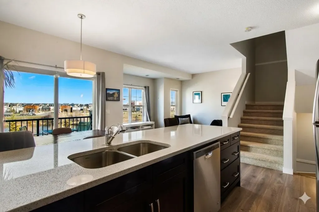 250 Fireside View Cochrane AB T4C 2M2