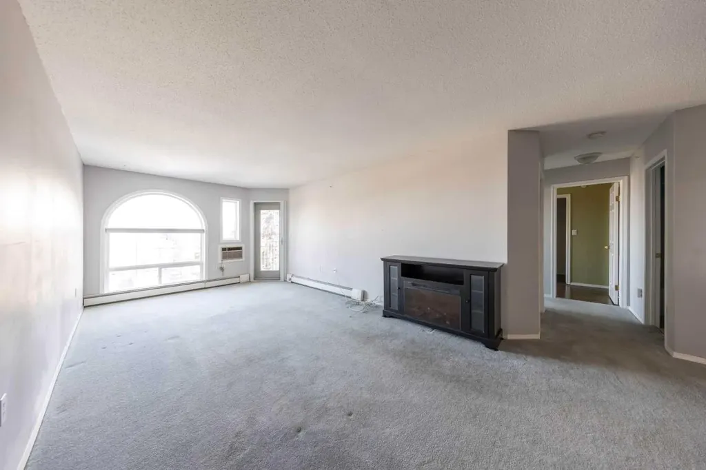 5120 49 Street Lloydminster AB T9V 0K4