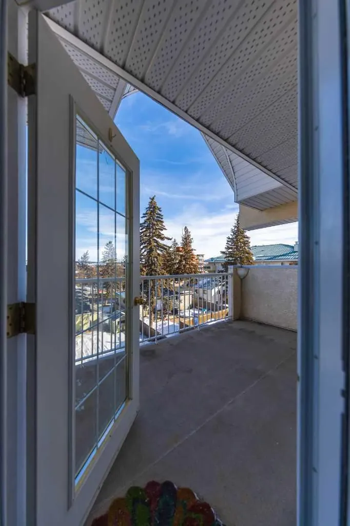 5120 49 Street Lloydminster AB T9V 0K4