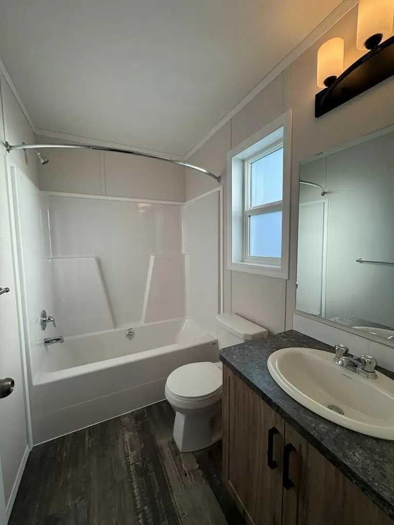 816 5th Avenue Beaverlodge AB T0H 0C0