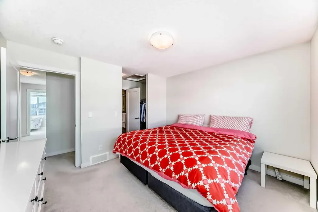 108 Walgrove Cove SE Calgary AB T2X 4E1