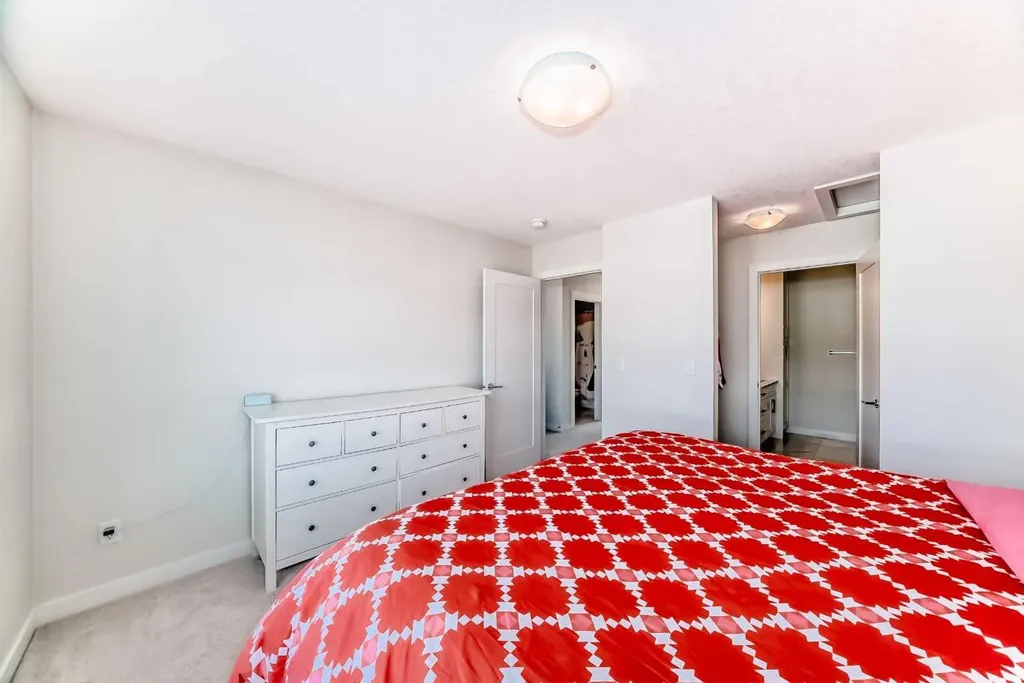 108 Walgrove Cove SE Calgary AB T2X 4E1