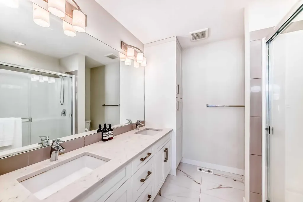 108 Walgrove Cove SE Calgary AB T2X 4E1