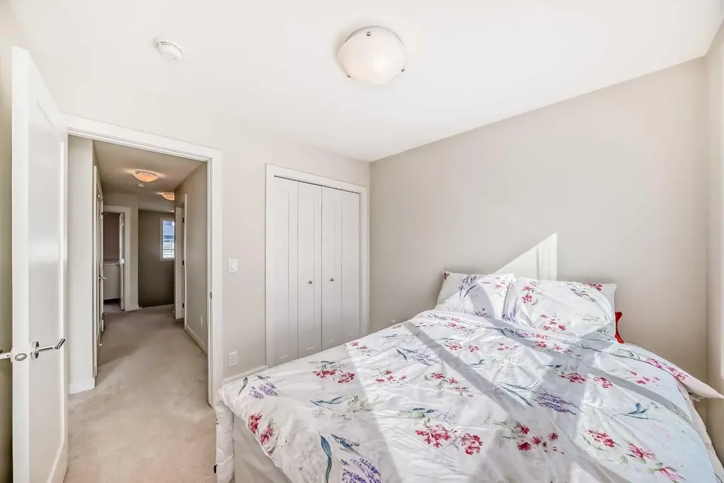 108 Walgrove Cove SE Calgary AB T2X 4E1