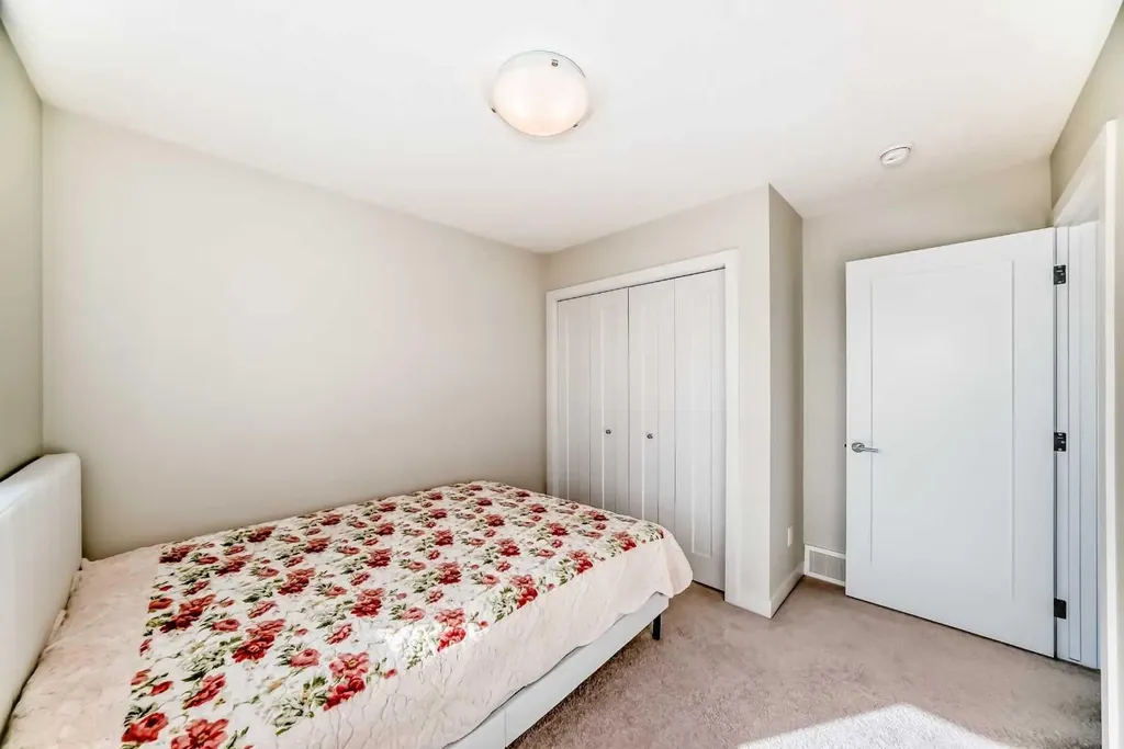 108 Walgrove Cove SE Calgary AB T2X 4E1