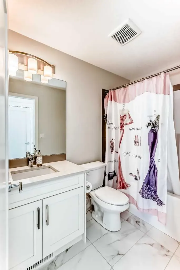 108 Walgrove Cove SE Calgary AB T2X 4E1