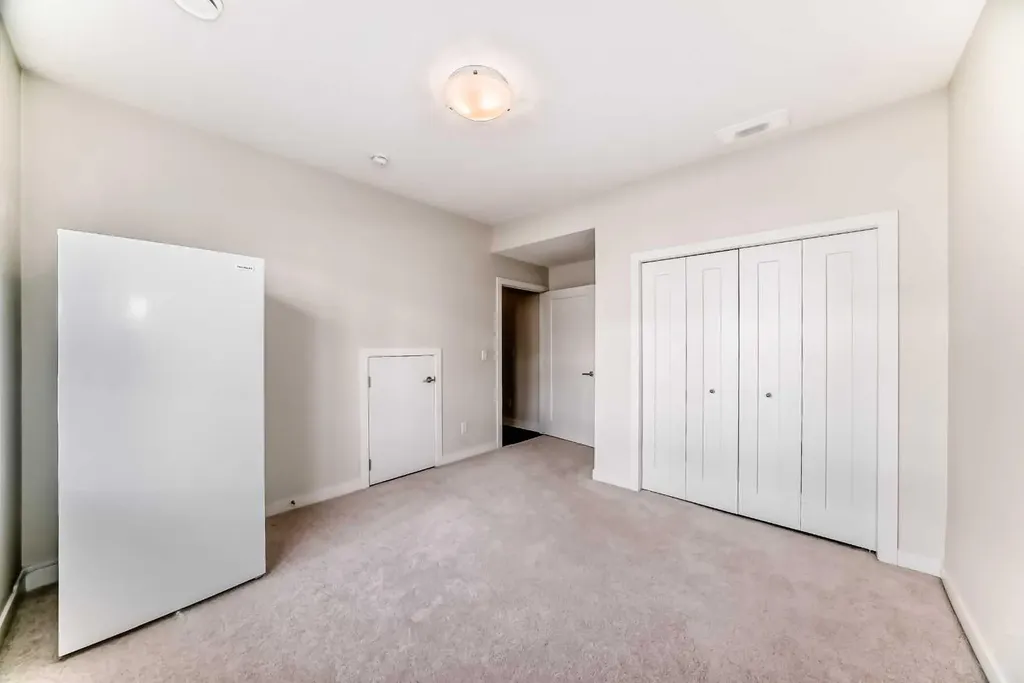 108 Walgrove Cove SE Calgary AB T2X 4E1