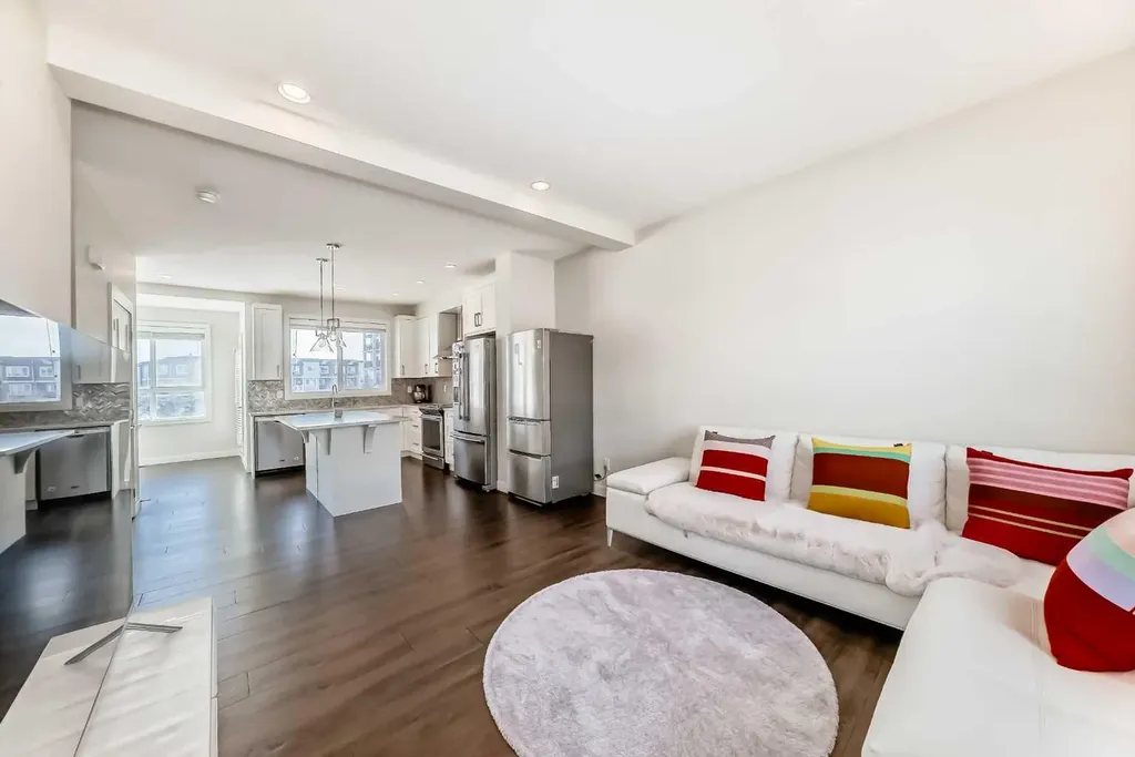 108 Walgrove Cove SE Calgary AB T2X 4E1