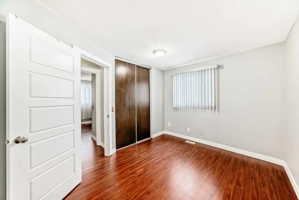 130 Pinemeadow Road NE Calgary AB T1Y 4N9