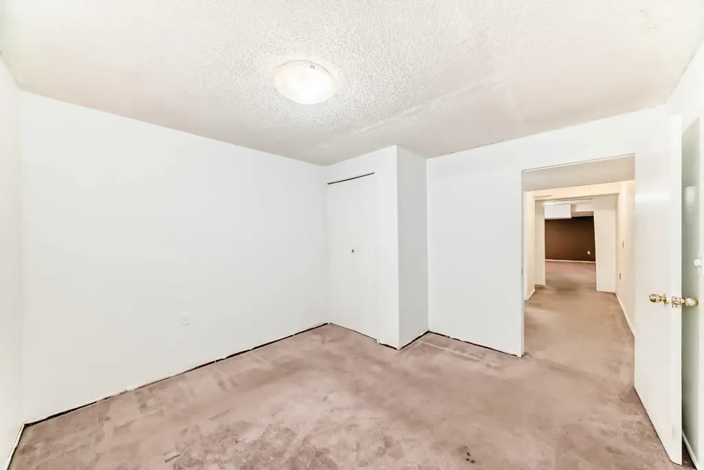 130 Pinemeadow Road NE Calgary AB T1Y 4N9