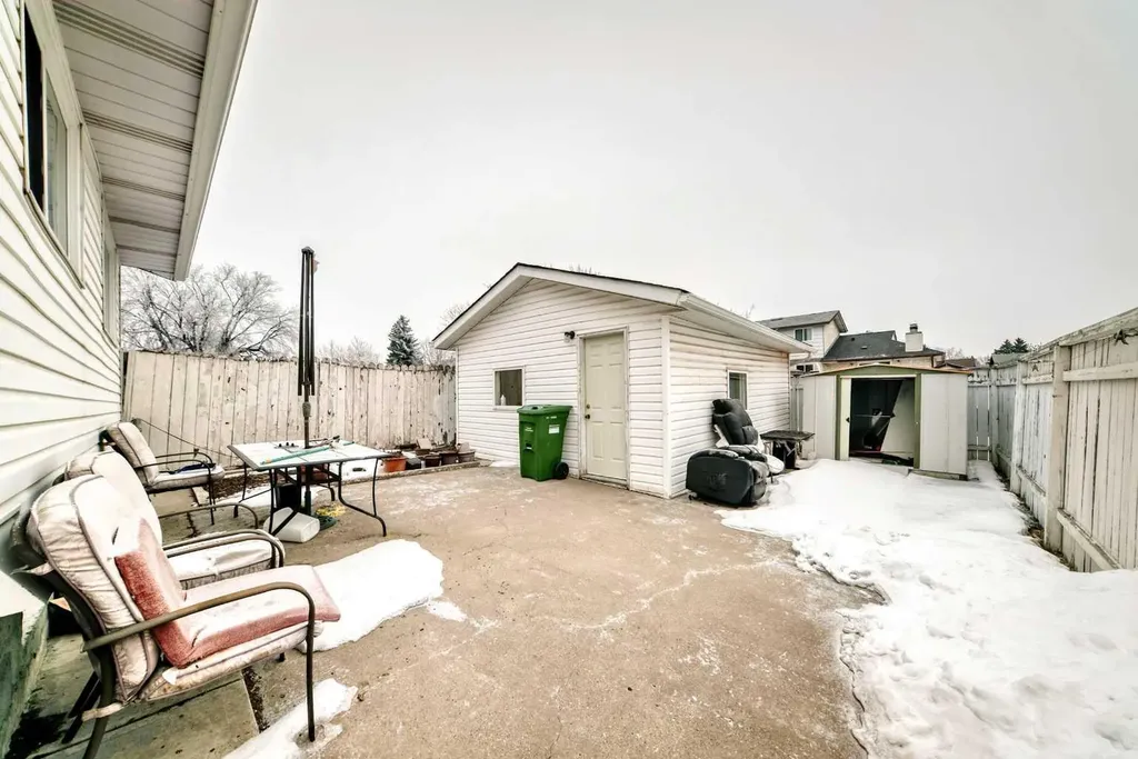 130 Pinemeadow Road NE Calgary AB T1Y 4N9
