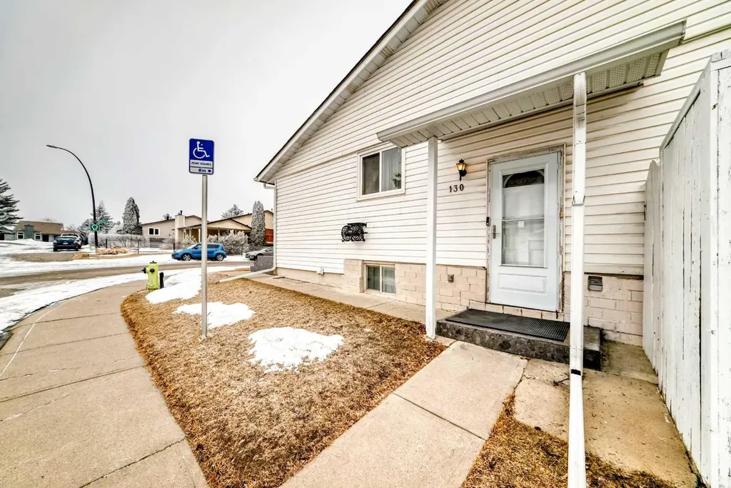 130 Pinemeadow Road NE Calgary AB T1Y 4N9