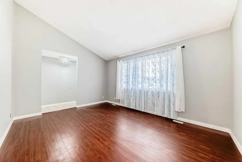 130 Pinemeadow Road NE Calgary AB T1Y 4N9
