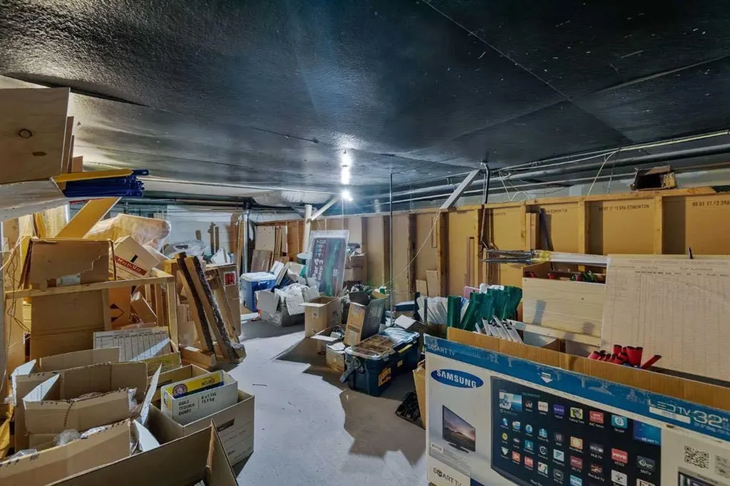 4948 54th Avenue Red Deer AB T4N 5K8