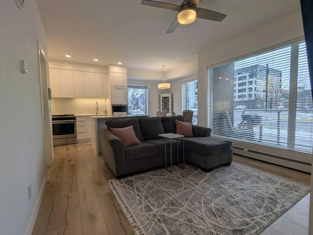3125 39 Street NW Calgary AB T3B 6H5