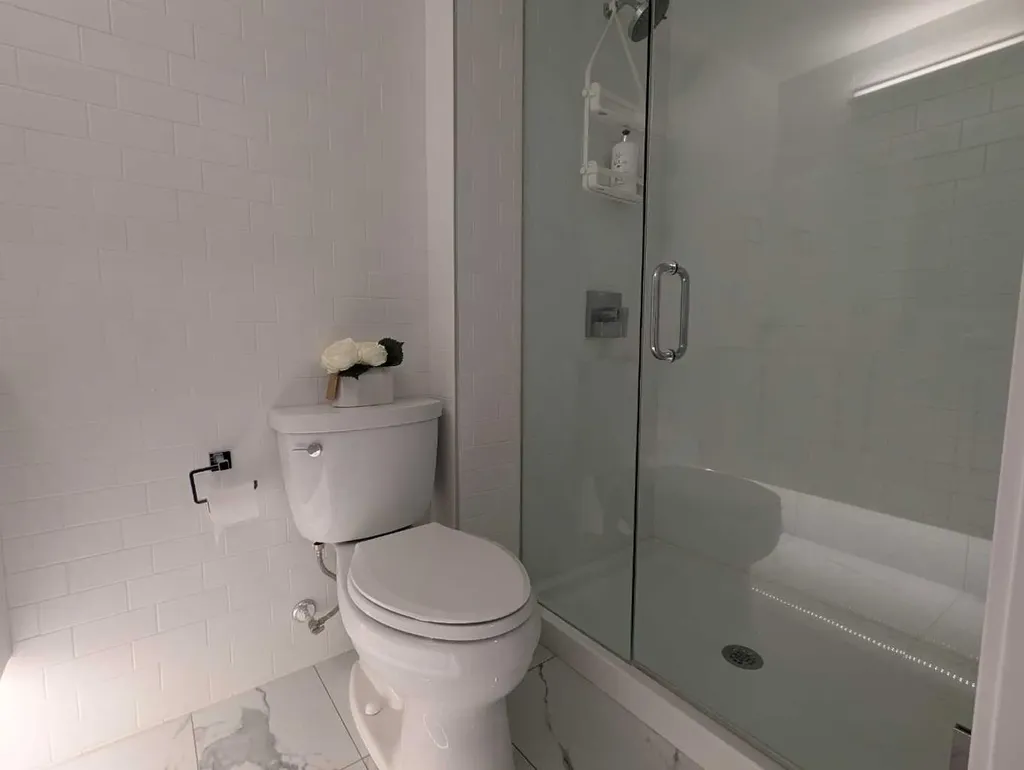 3125 39 Street NW Calgary AB T3B 6H5