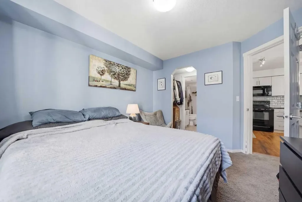 99 Copperstone Park SE Calgary AB T2Z 5C9