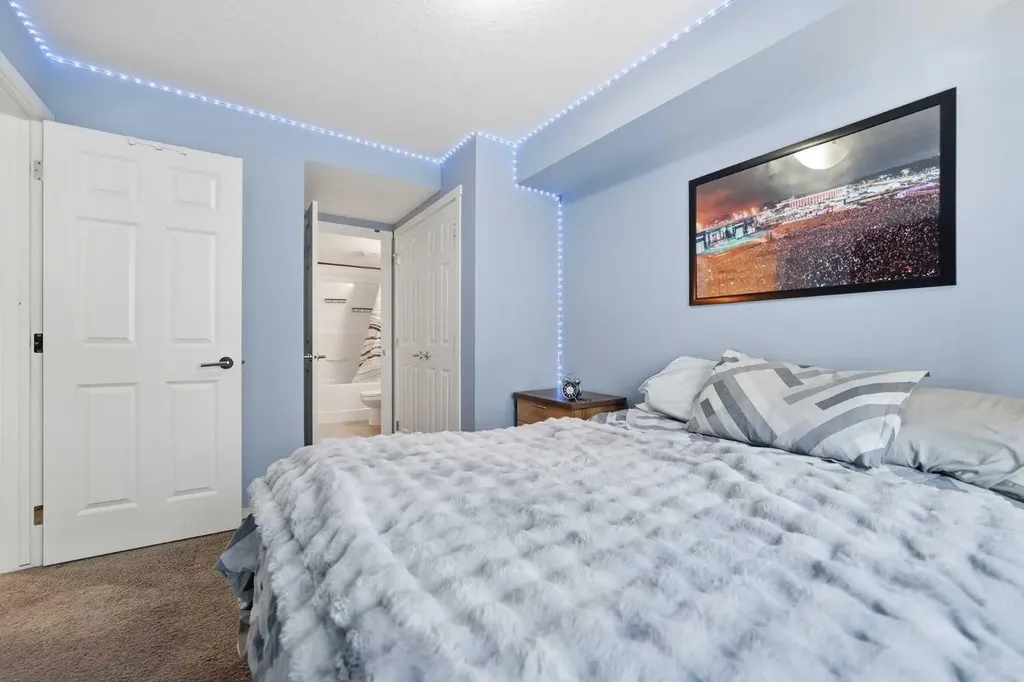 99 Copperstone Park SE Calgary AB T2Z 5C9