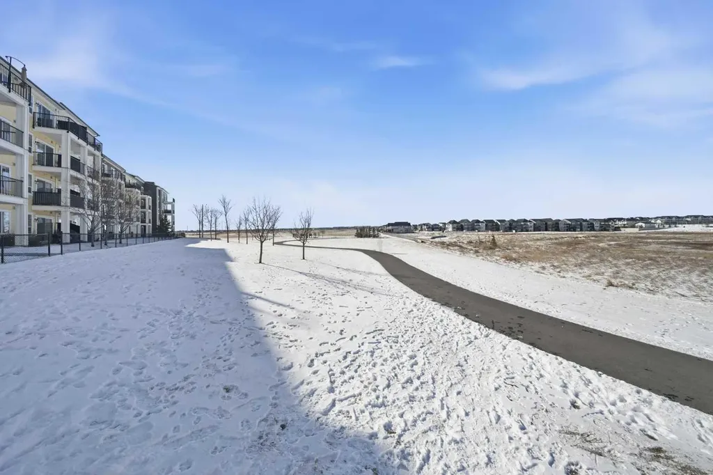 99 Copperstone Park SE Calgary AB T2Z 5C9