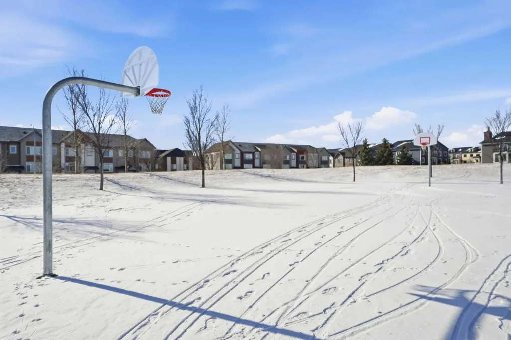 99 Copperstone Park SE Calgary AB T2Z 5C9