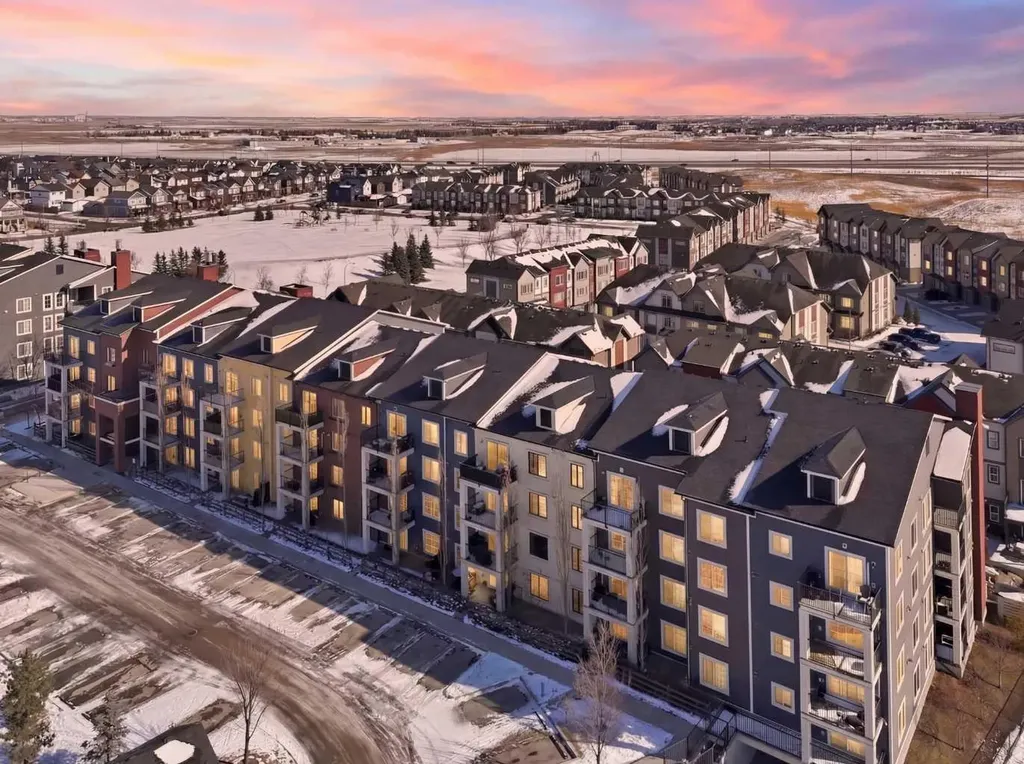 99 Copperstone Park SE Calgary AB T2Z 5C9