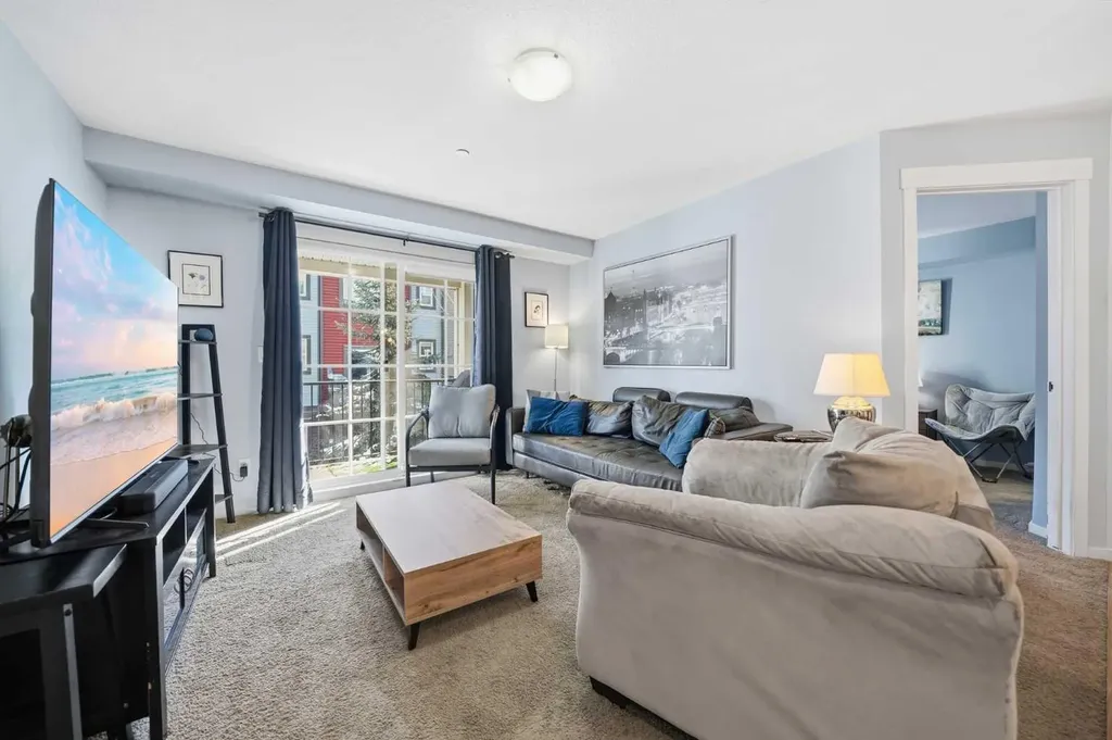 99 Copperstone Park SE Calgary AB T2Z 5C9