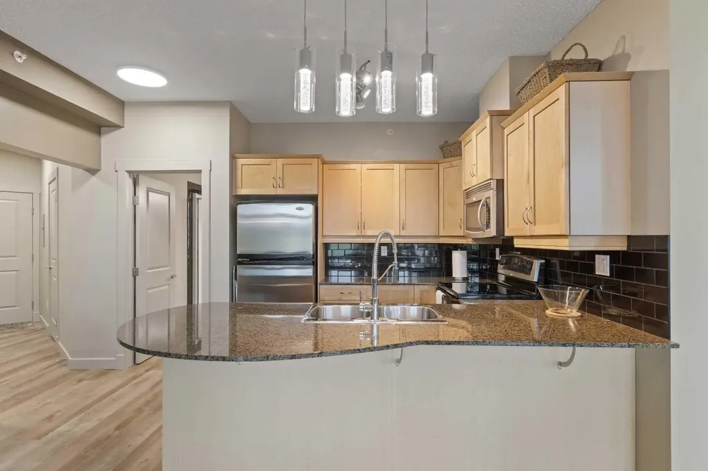 11811 Lake Fraser Drive SE Calgary AB T2J 7J4