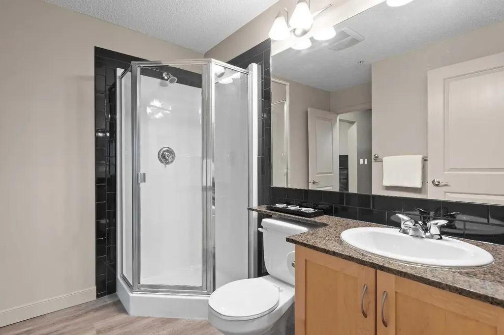 11811 Lake Fraser Drive SE Calgary AB T2J 7J4