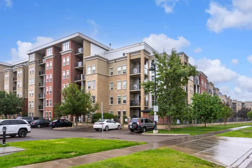 11811 Lake Fraser Drive SE Calgary AB T2J 7J4
