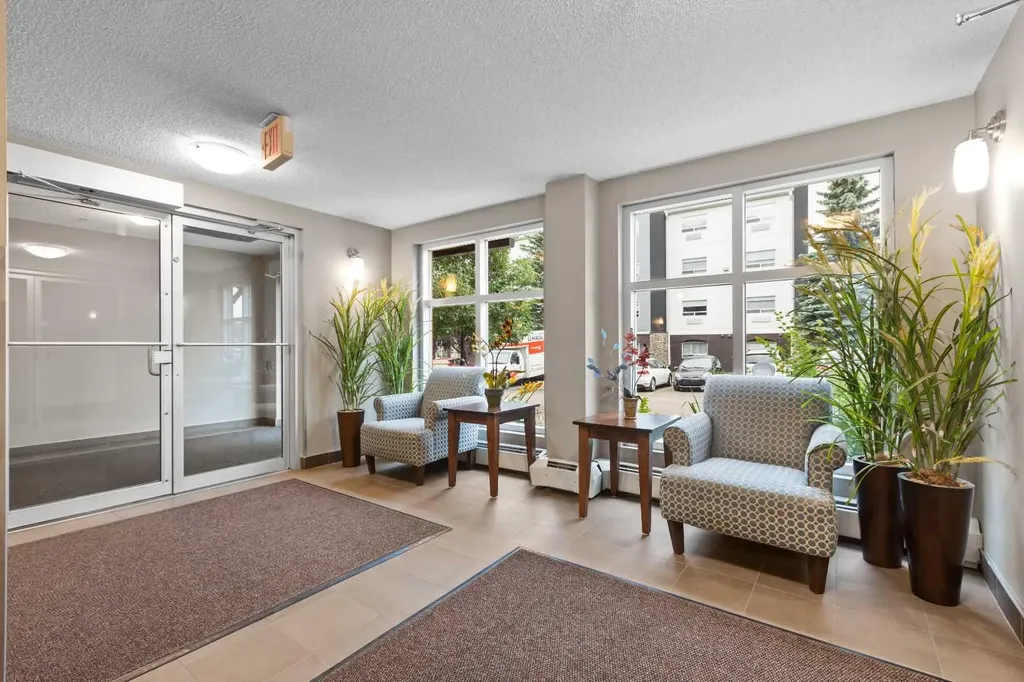 11811 Lake Fraser Drive SE Calgary AB T2J 7J4