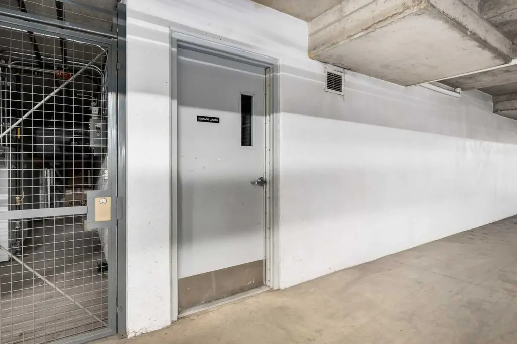 15233 1 Street SE Calgary AB T2X 0X5