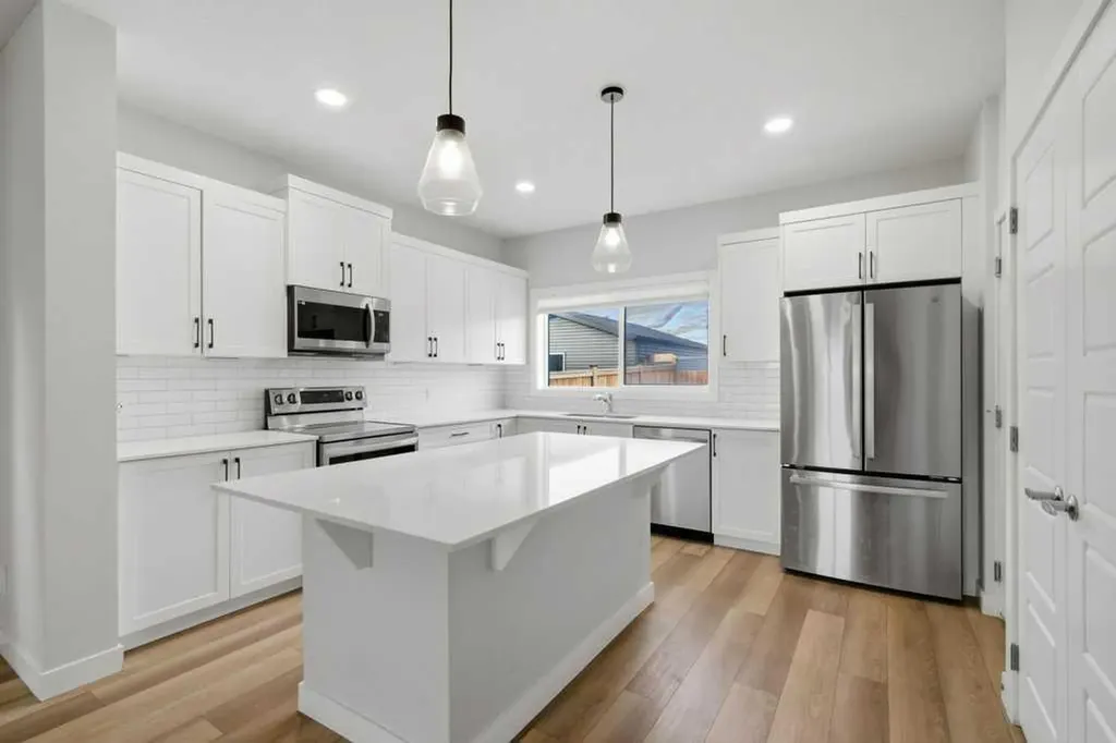 311 Wolf Creek Way SE Calgary AB T2X 4Y8