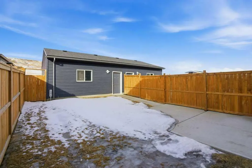 311 Wolf Creek Way SE Calgary AB T2X 4Y8