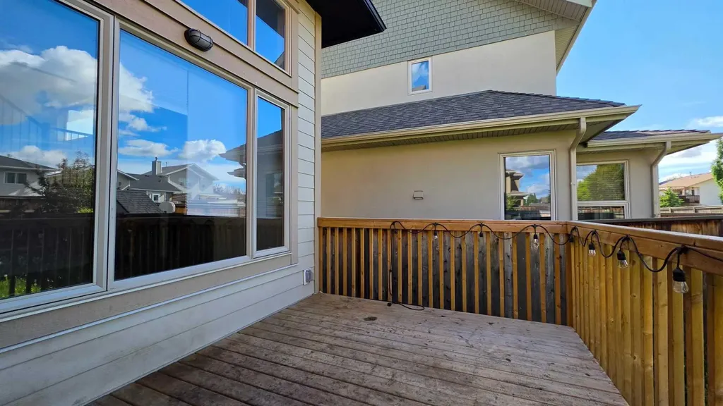 8862 60 Avenue Grande Prairie AB T8W 0J9