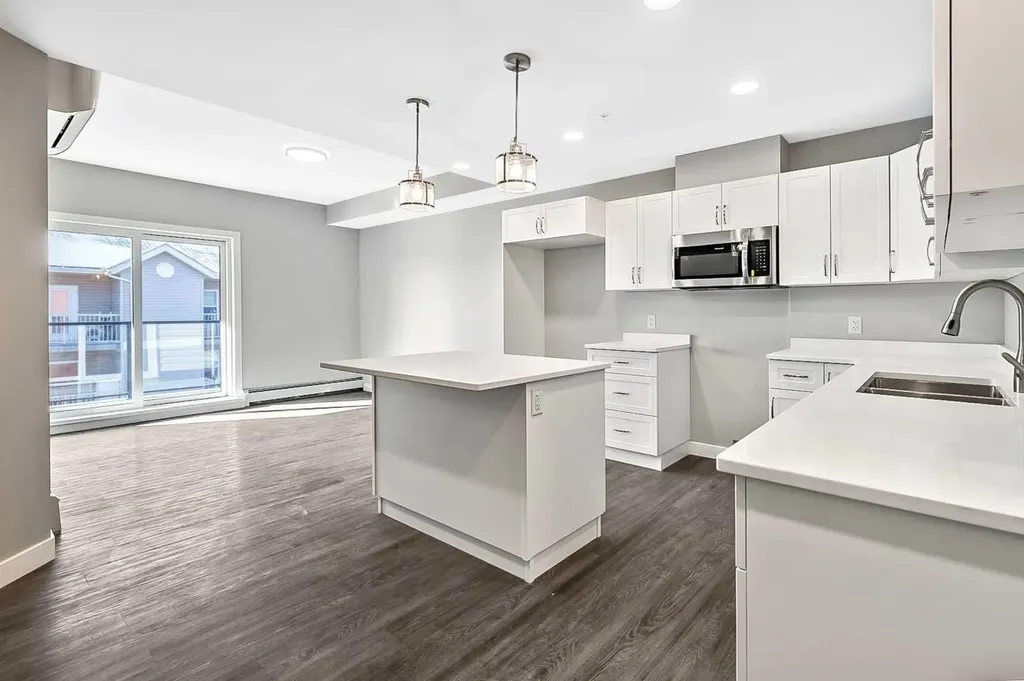 97 Station Drive Sylvan Lake AB T4S 0S6