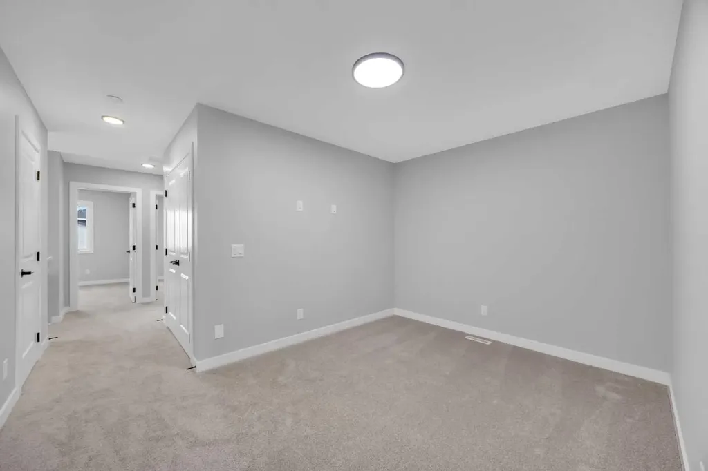 10 Versant Path SW Calgary AB T2Y 0Z5