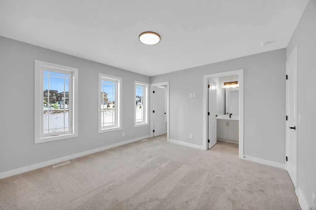 10 Versant Path SW Calgary AB T2Y 0Z5