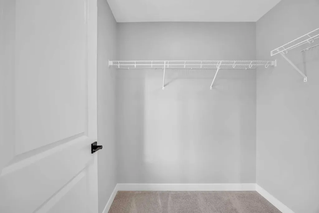 10 Versant Path SW Calgary AB T2Y 0Z5