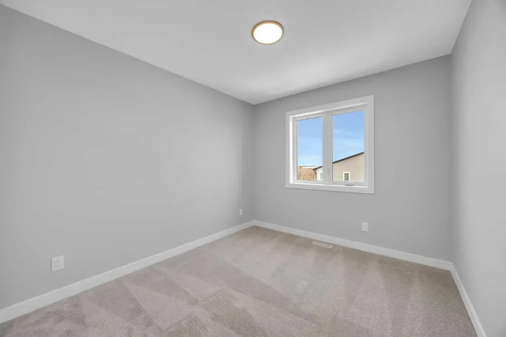 10 Versant Path SW Calgary AB T2Y 0Z5
