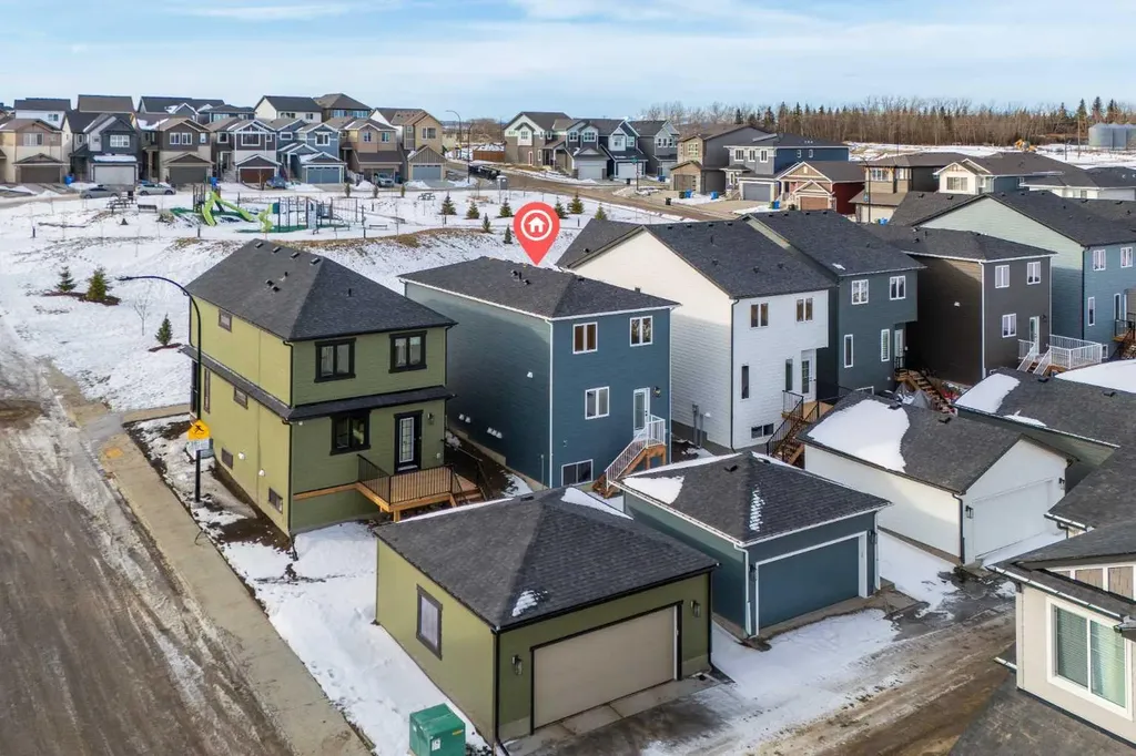 10 Versant Path SW Calgary AB T2Y 0Z5