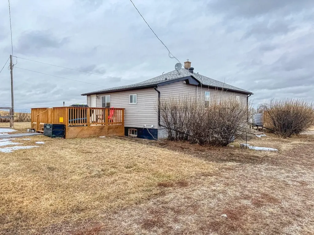 223025 Township Road 284 Rural Kneehill County AB T0M0L0