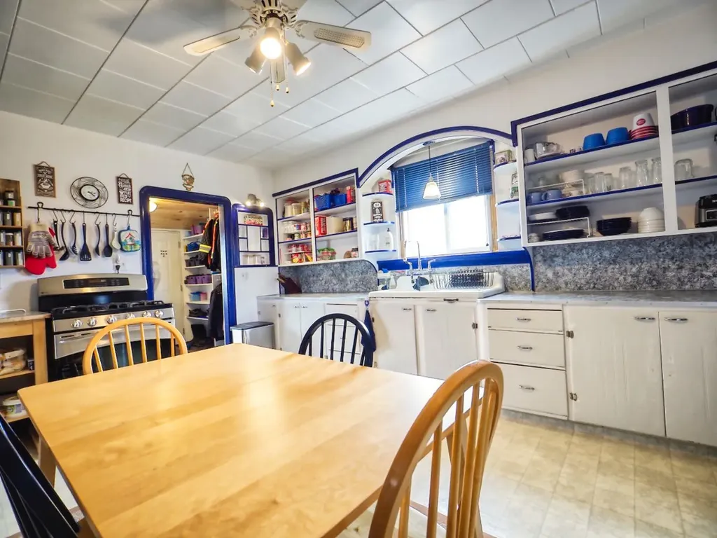 223025 Township Road 284 Rural Kneehill County AB T0M0L0