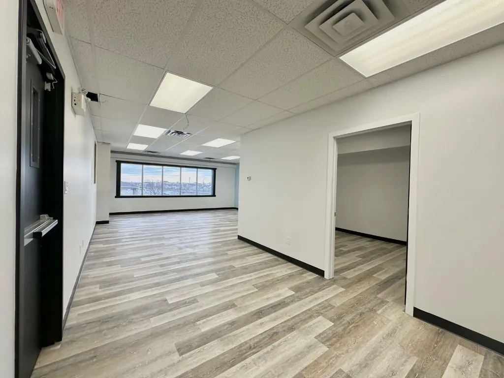 10136 128 Avenue Grande Prairie AB T8V 1E9