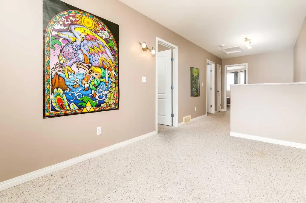 33 Donlevy Avenue Red Deer AB T4R 3B6